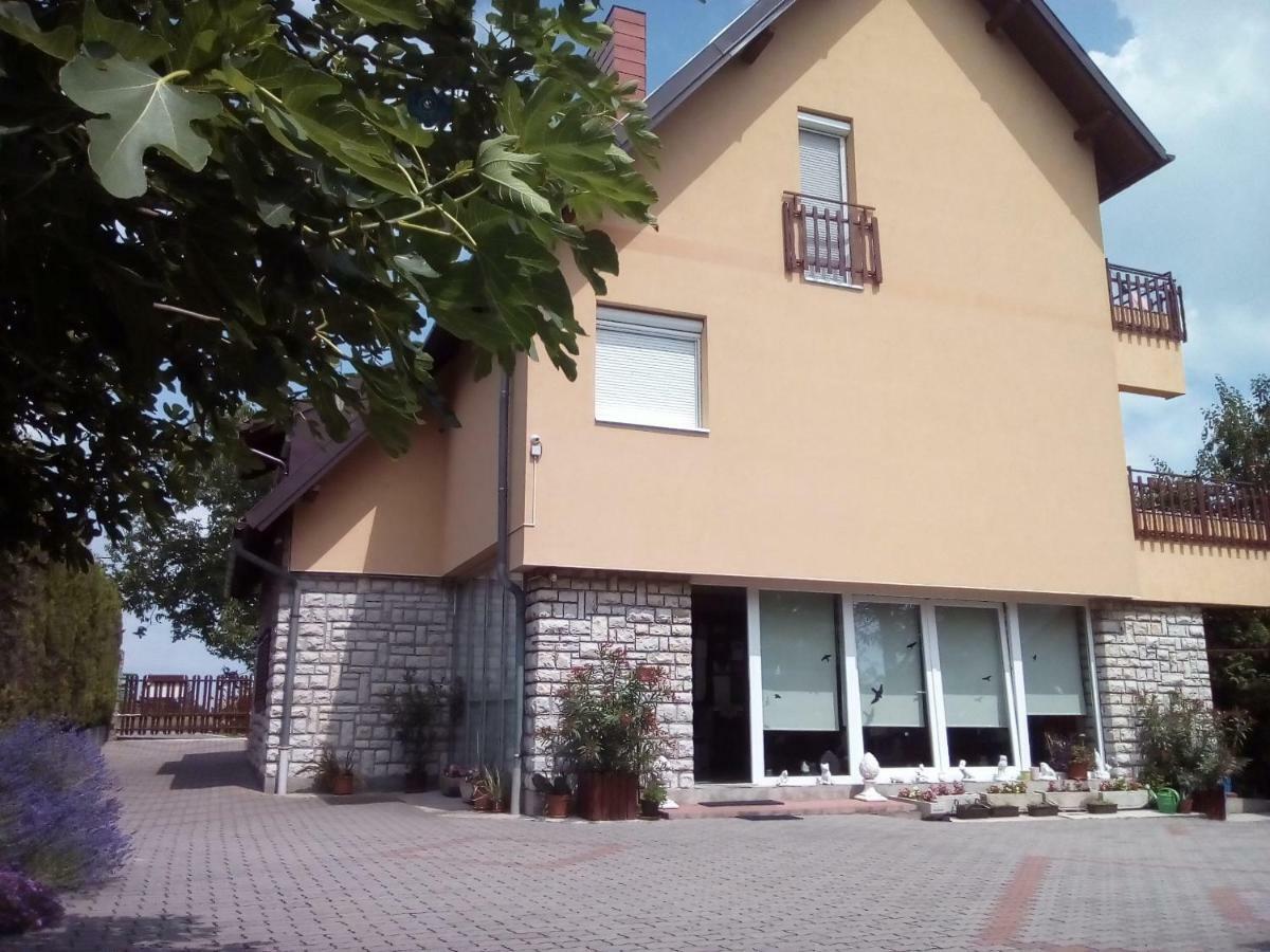 Kata Vendégház Balatonfüred Exterior foto